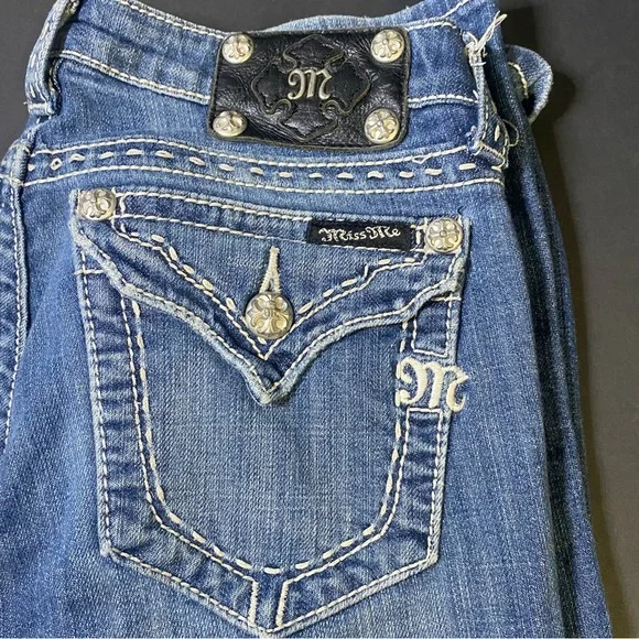 Miss Me Women's Classic Blue Boot Cut Jeans - Picture 2 of 13